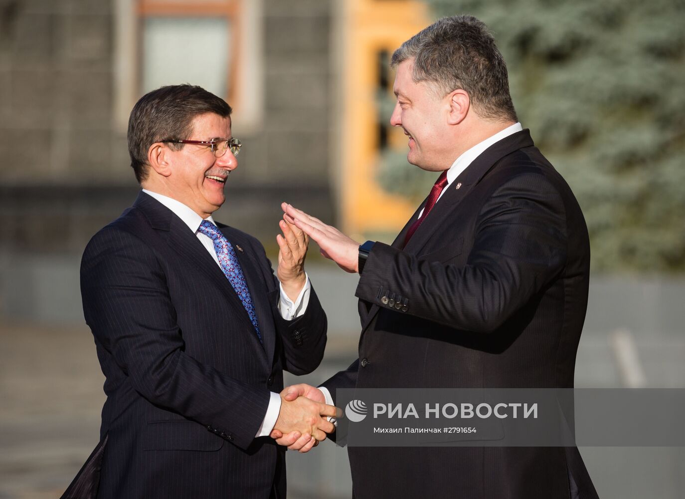 Встреча президента Украины П. Порошенко и премьер-министра Турции А. Давутоглу