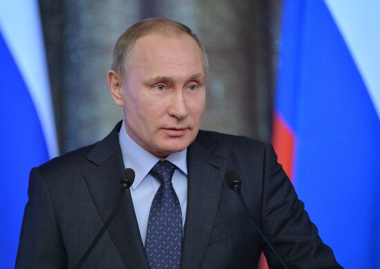 Президент РФ В. Путин принял участие во всероссийском совещании председателей судов