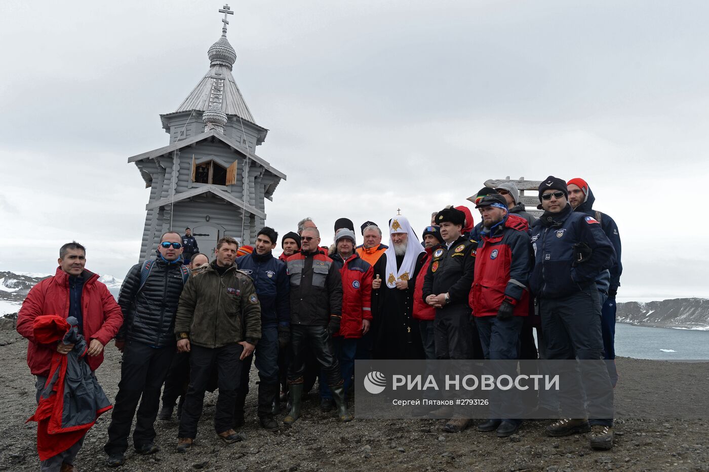 Визит патриарха Московского и всея Руси Кирилла на российскую полярную станцию в Антарктиде