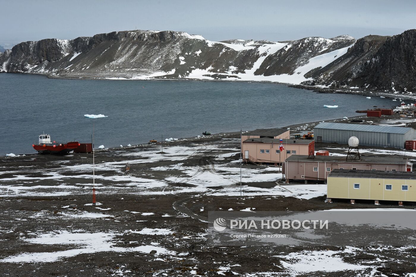 Визит патриарха Московского и всея Руси Кирилла на российскую полярную станцию в Антарктиде