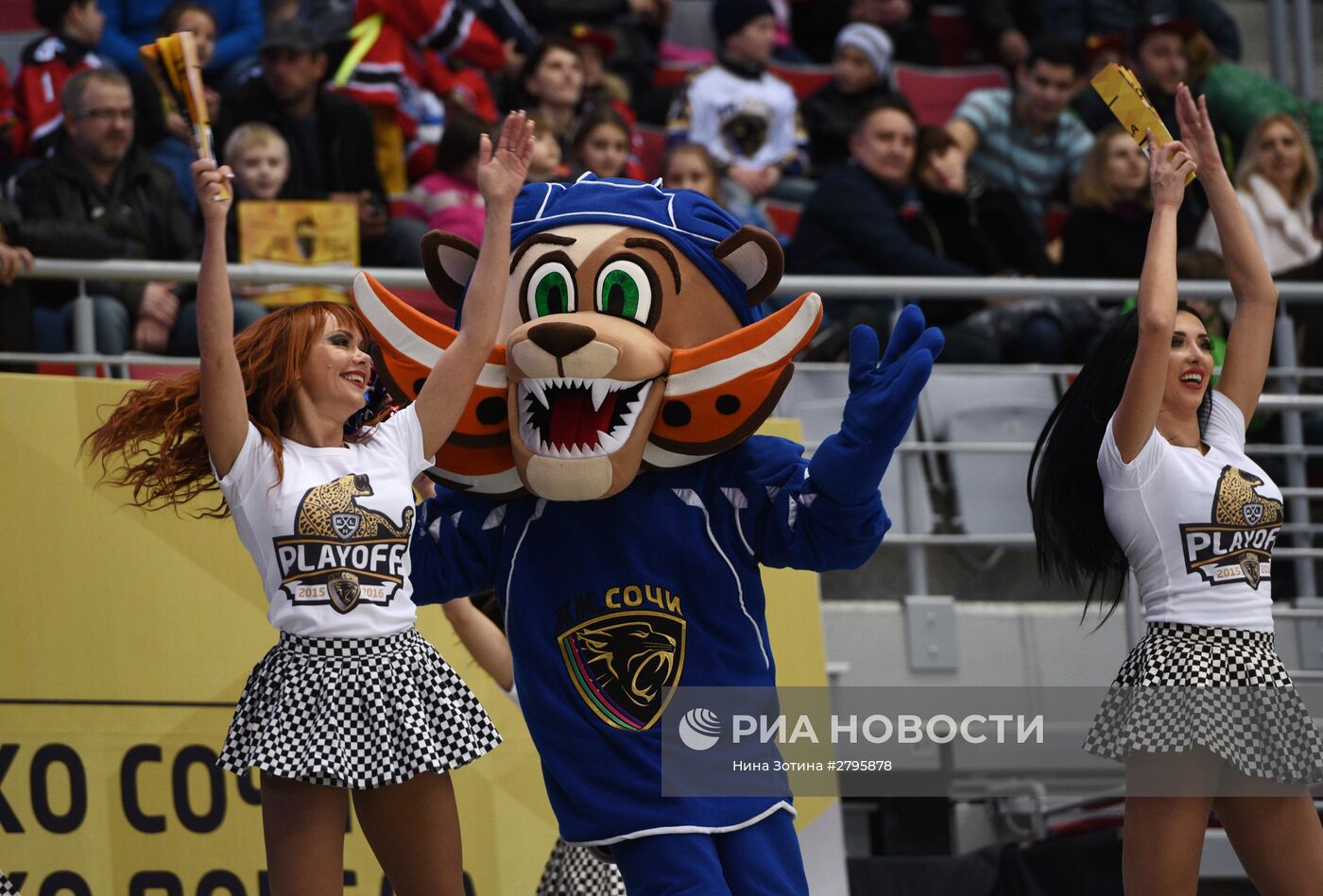 Хоккей. КХЛ. Матч "Сочи" - "Динамо" (Москва)