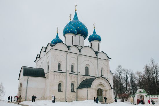 Города России. Суздаль.