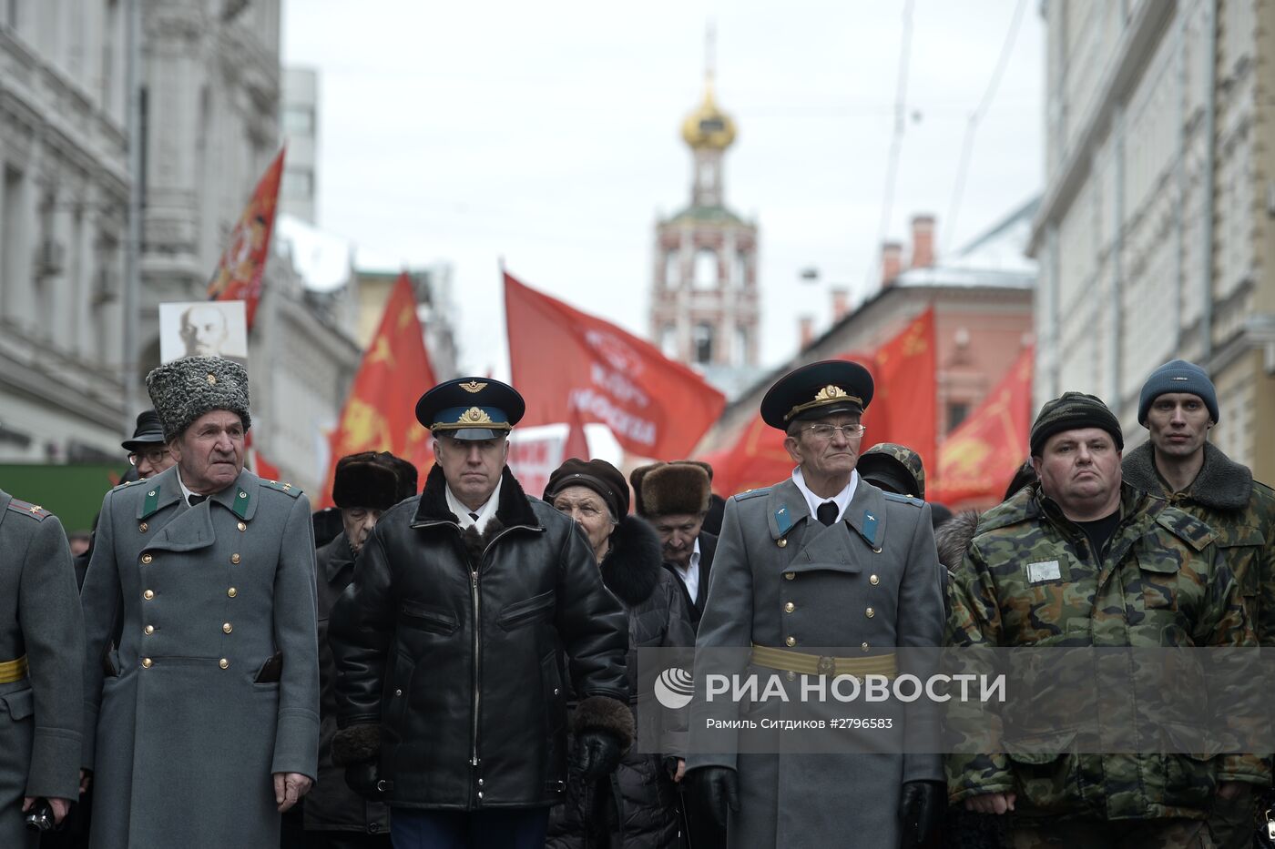 Шествие и митинг КПРФ, посвященные 98-й годовщине Советской Армии и ВМФ