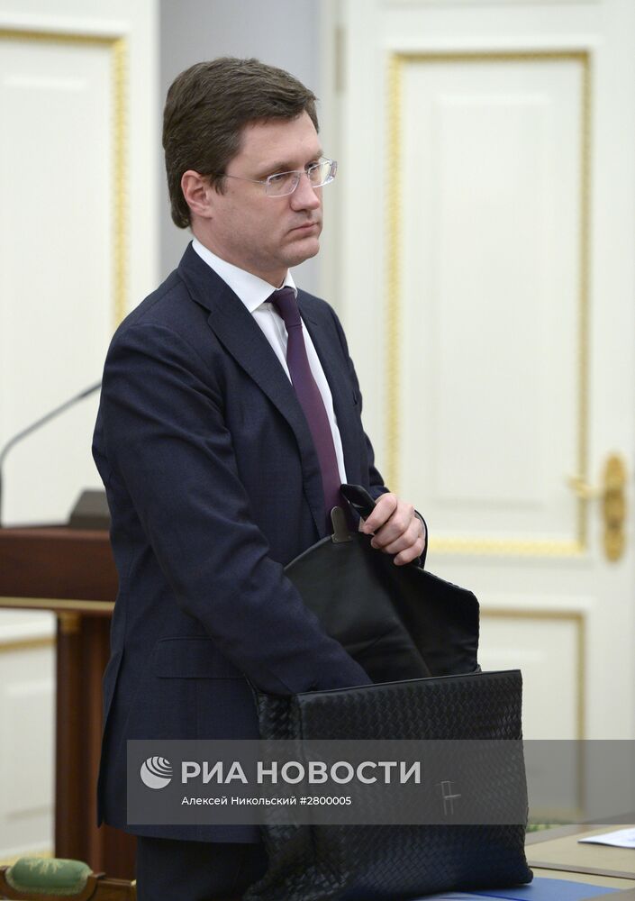 Президент РФ В. Путин встретился с российскими нефтяниками