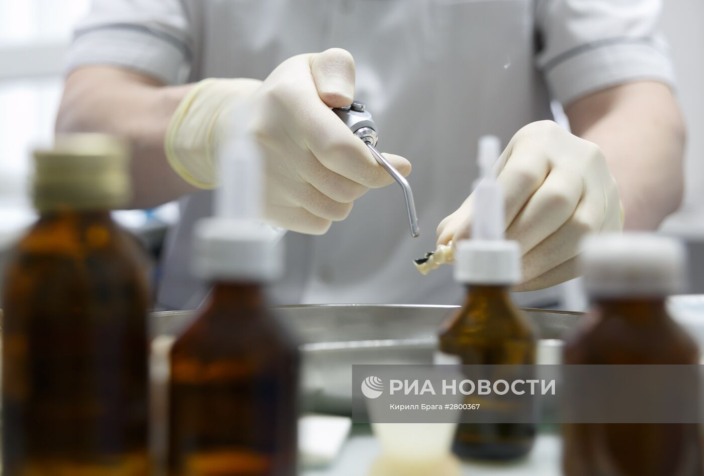 Работа клинической стоматологической поликлиники в Волгограде