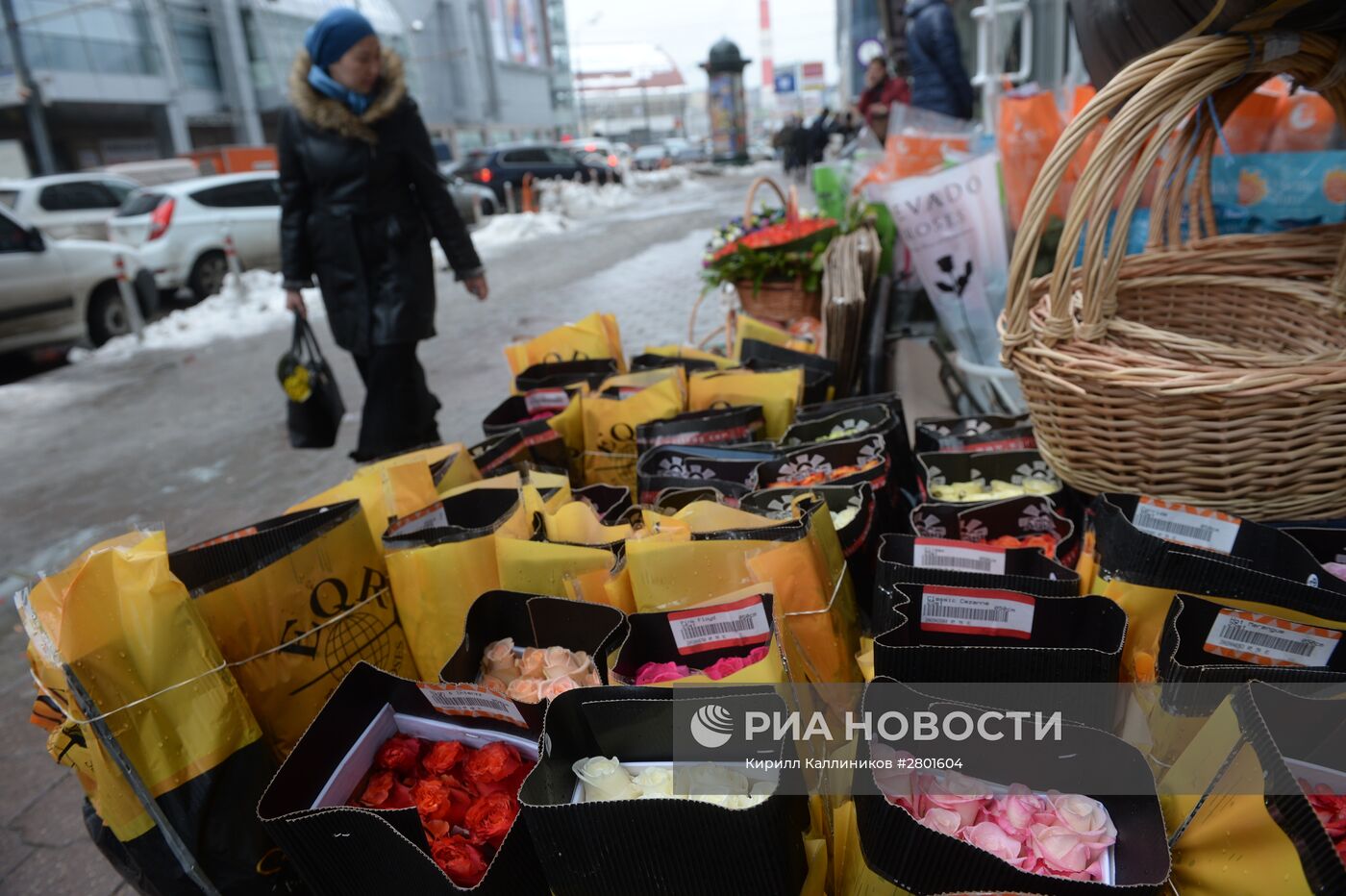 Продажа цветов к 8 марта в Москве