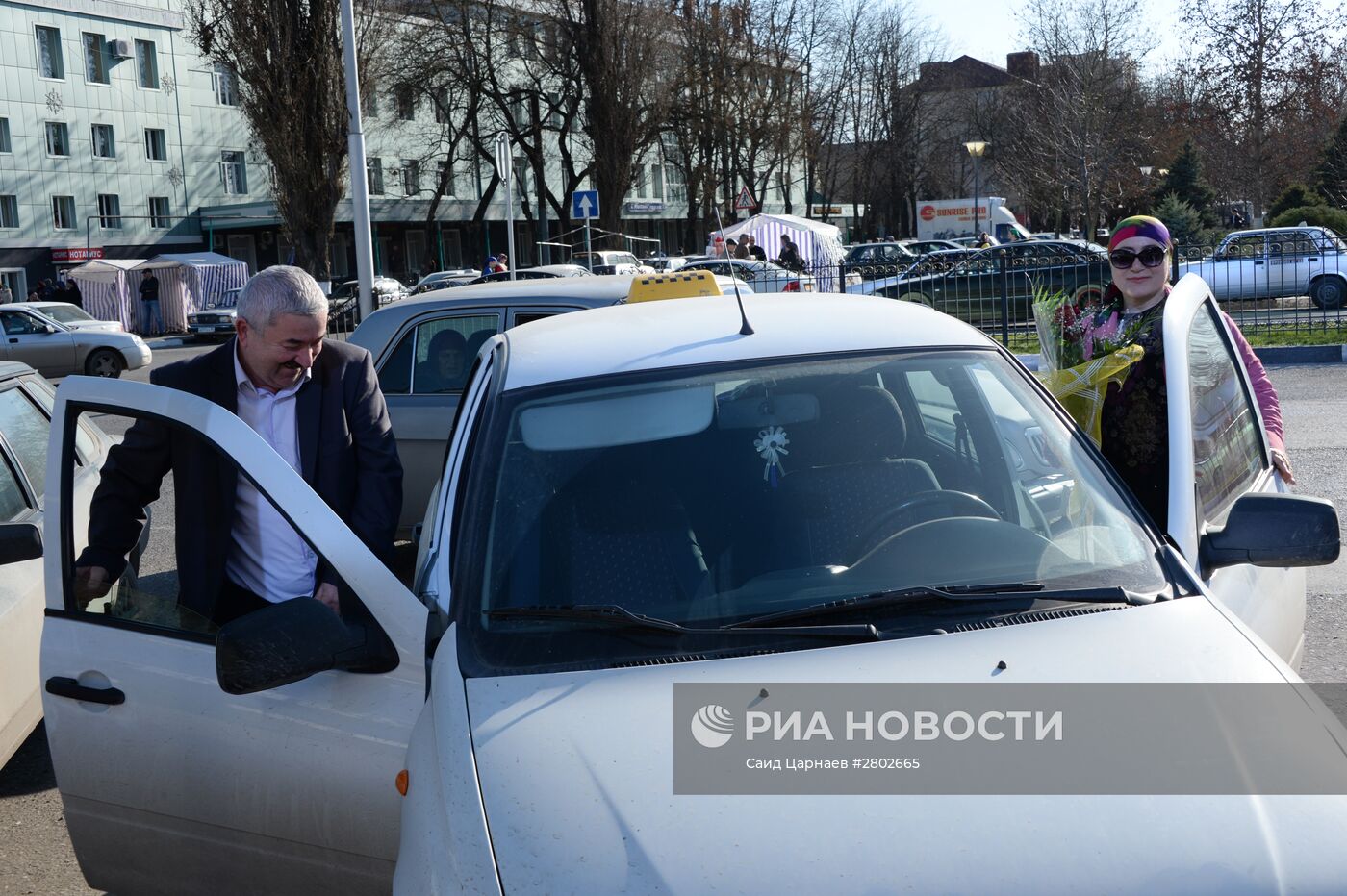 Водитель такси Роза Нальгиева | РИА Новости Медиабанк