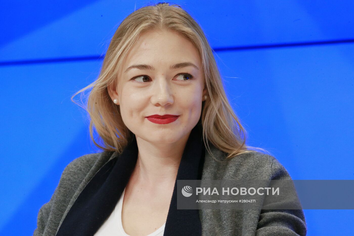 Пресс-конференция создателей и актеров фильма "СуперБобровы"