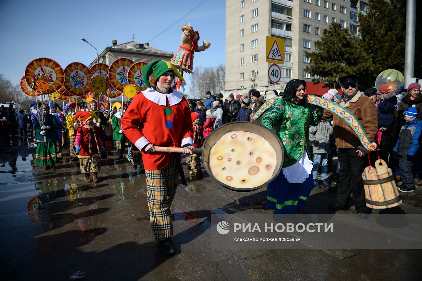 Празднование Масленицы в регионах России