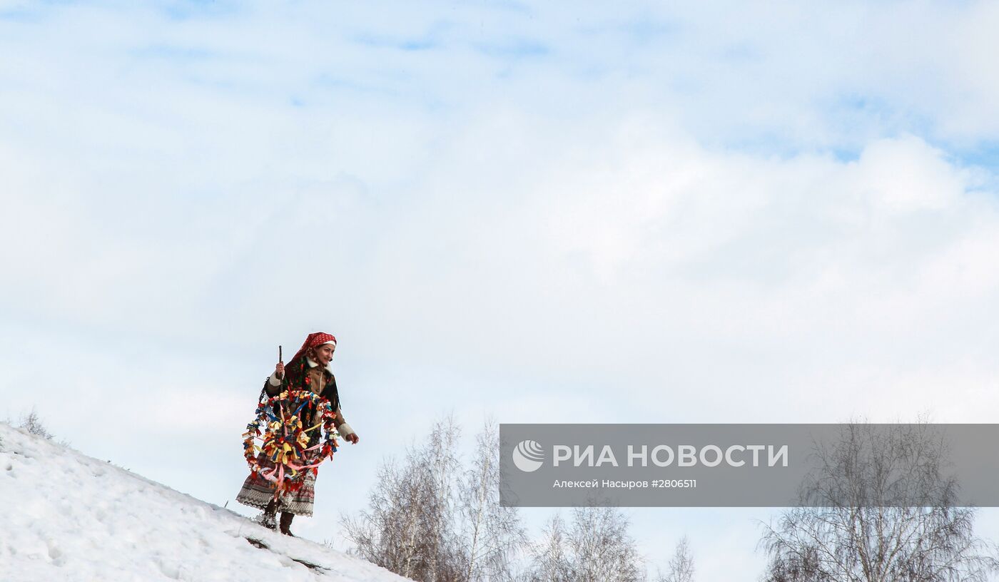 Празднование Масленицы в регионах России