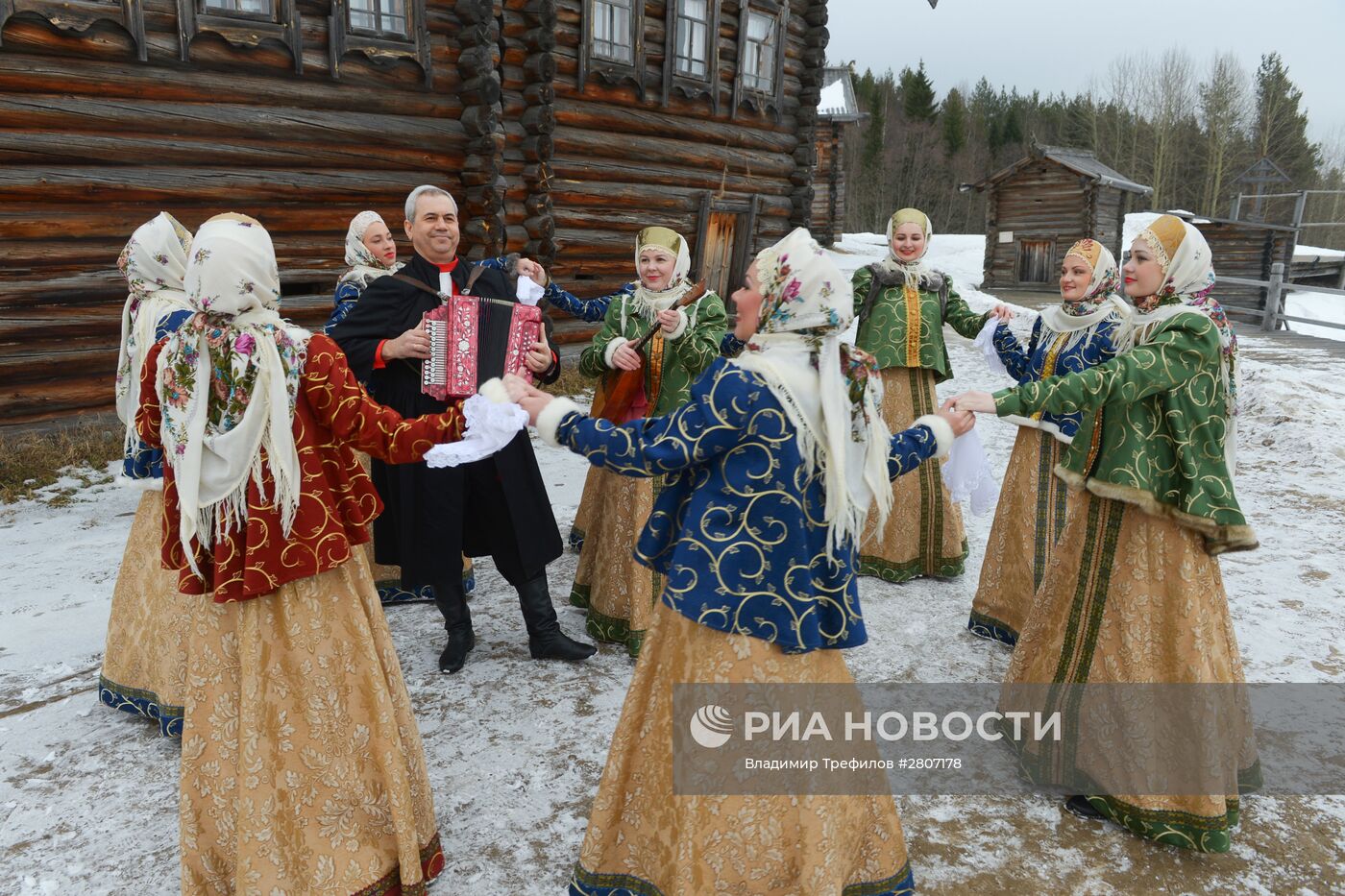 Государственный академический Северный русский народный хор