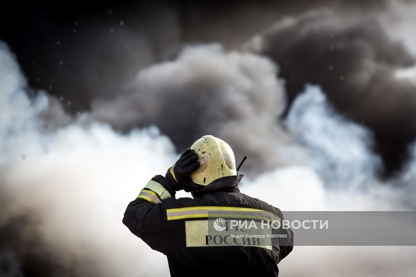 Пожар на складе пиротехники в Уфе