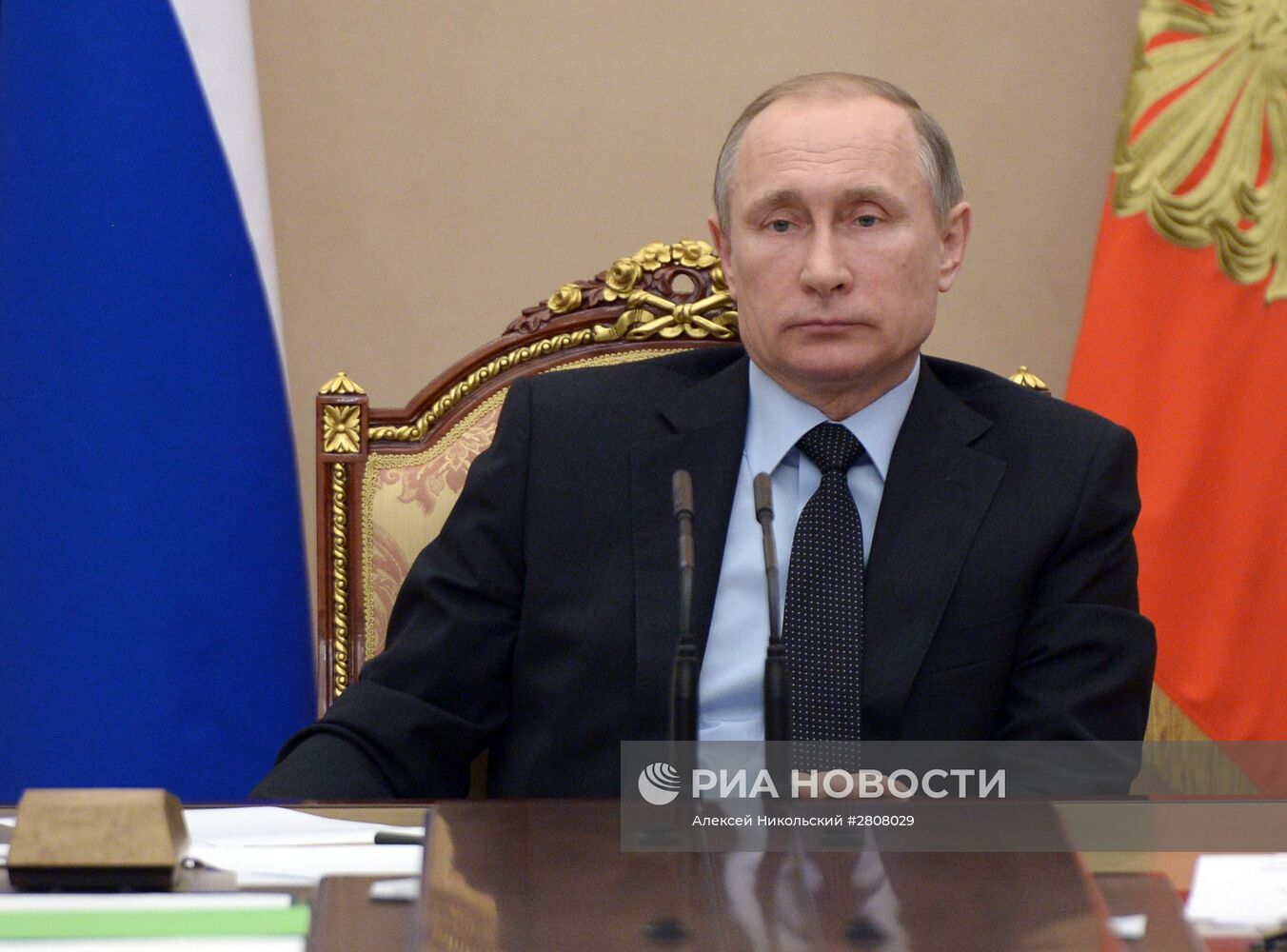 Президент РФ В. Путин провёл совещание с членами правительства РФ