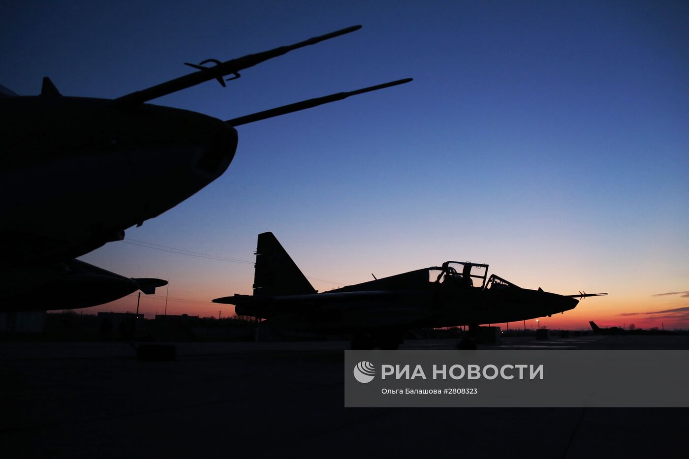 Торжественная встреча российских самолетов с авиабазы Хмеймим в Приморско-Ахтарске