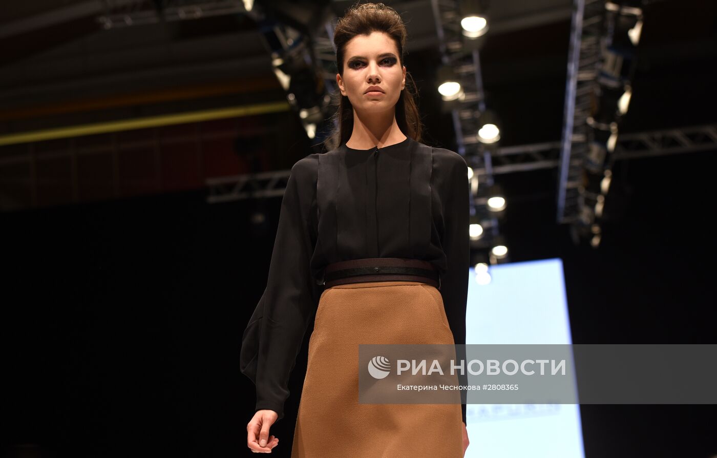 Показ Chapurin в рамках недели моды Mercedes-Benz Fashion Week Russia