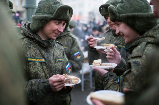 Акция "Служба по контракту — твой выбор" в Омске