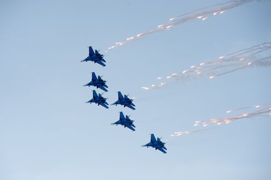 Акция "Служба по контракту — твой выбор" в Омске