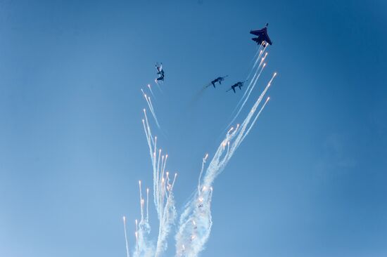 Акция "Служба по контракту — твой выбор" в Омске