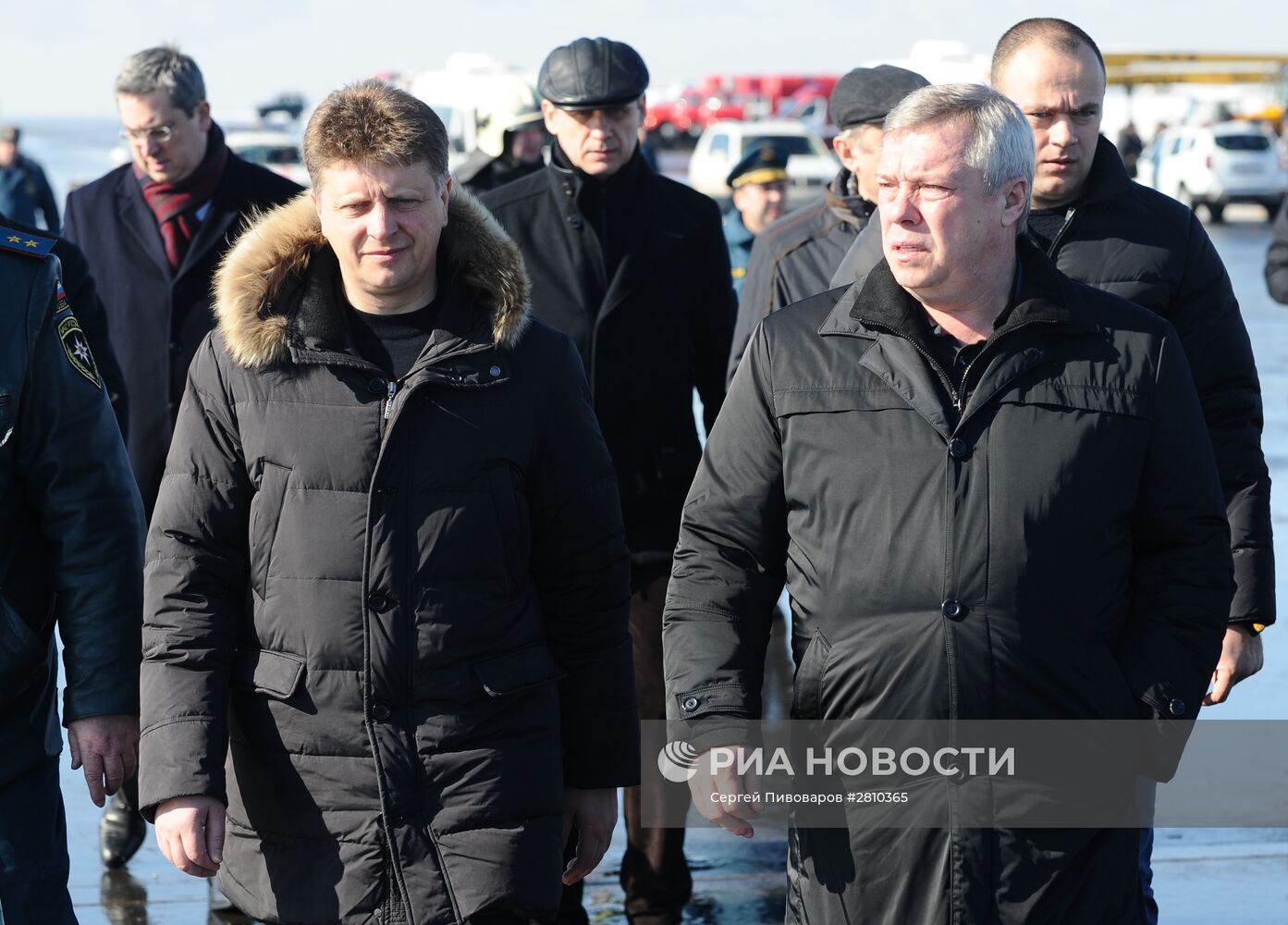 Пассажирский самолет Boeing-737-800 разбился при посадке в аэропорту Ростова-на-Дону