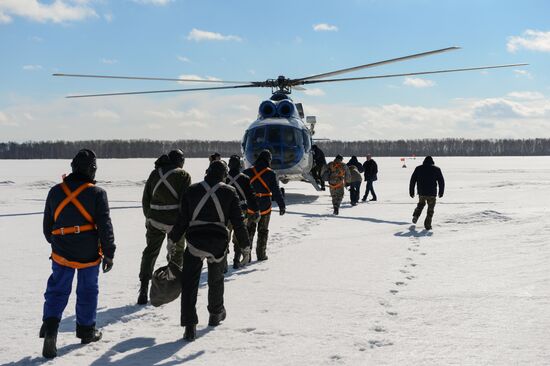 Тренировка десантно-пожарных групп лесного хозяйства Новосибирской области