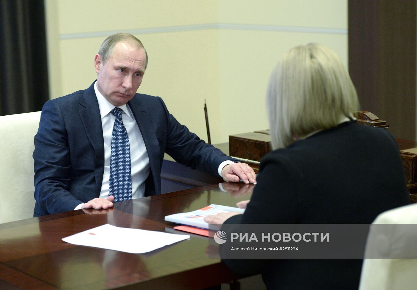 Президент РФ В. Путин встретился с уполномоченным по правам человека Э. Памфиловой