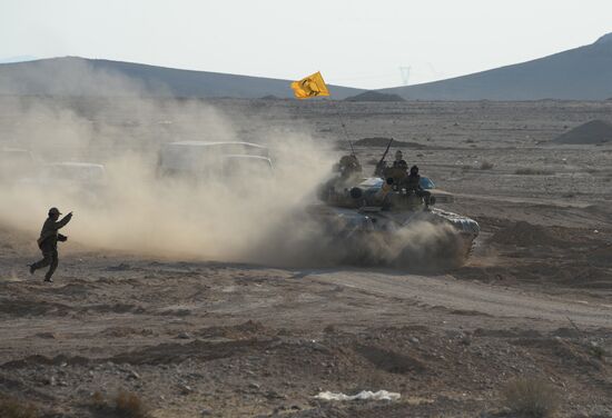 Сирийская армия и отряды ополчения на подступах к Пальмире