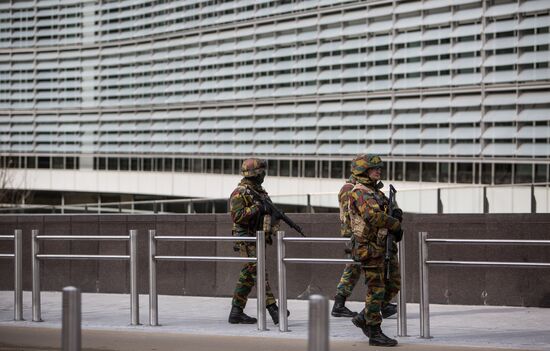 Ситуация в Брюсселе после серии взрывов в аэропорту и метро