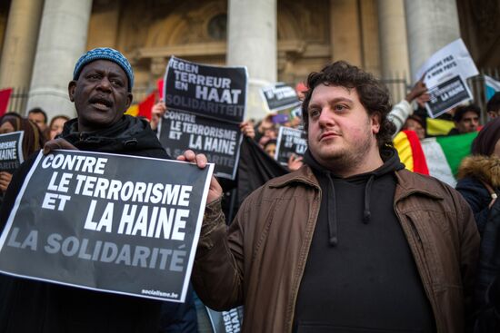 Ситуация в Брюсселе после серии взрывов в аэропорту и метро