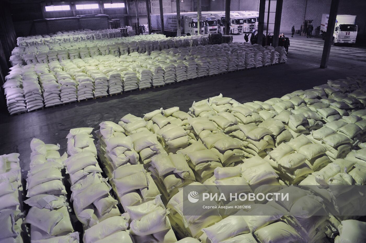 Прибытие 50-й колонны МЧС с гуманитарной помощью в Донецк
