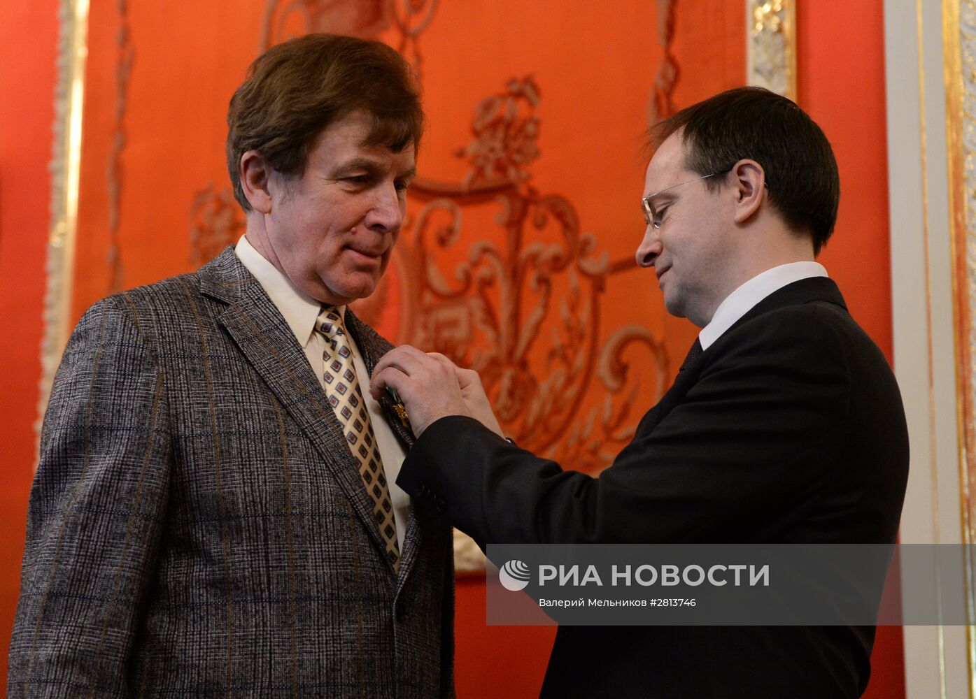 Министр культуры В. Мединский вручил государственные награды деятелям культуры и искусства