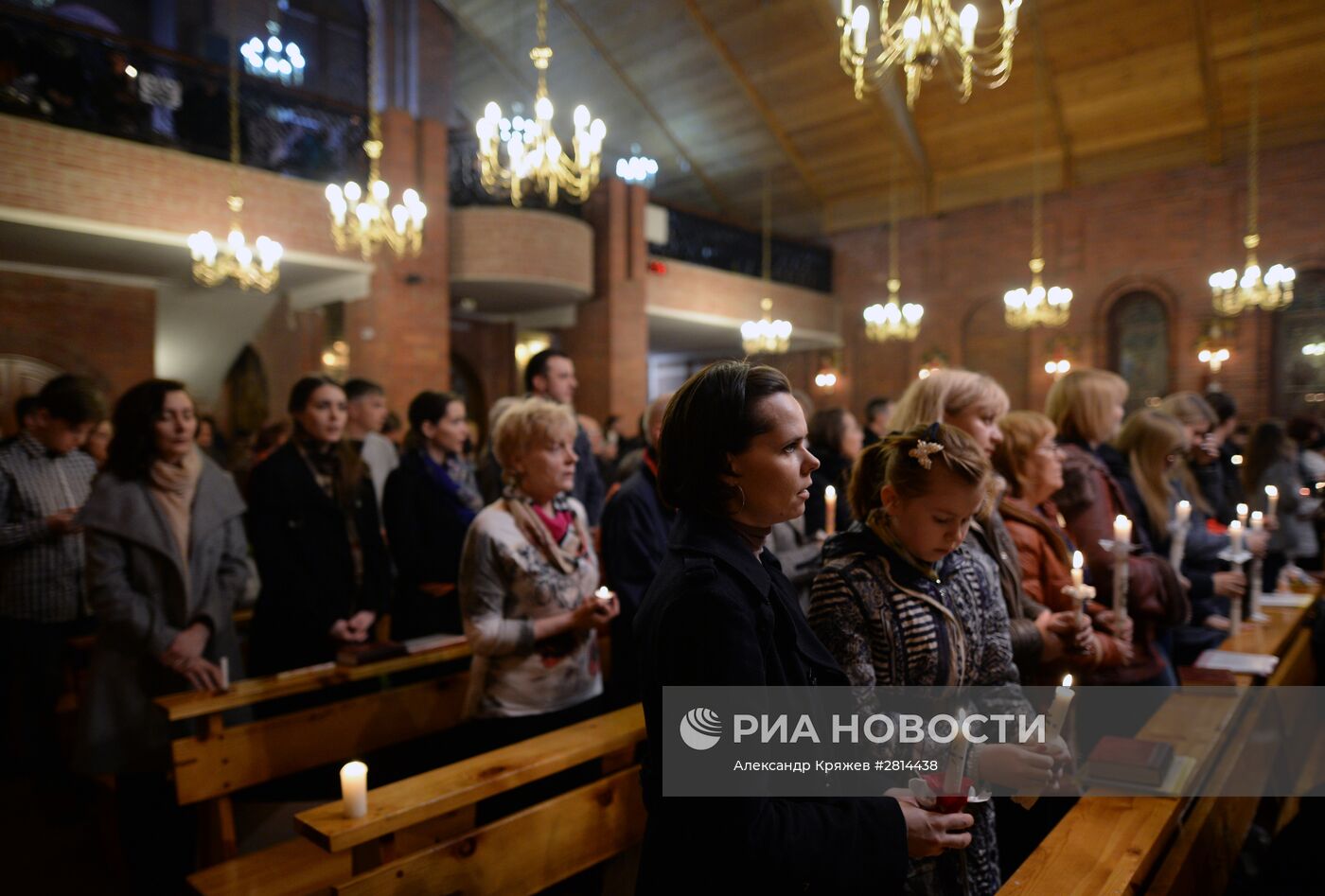 Празднование католической Пасхи в регионах России