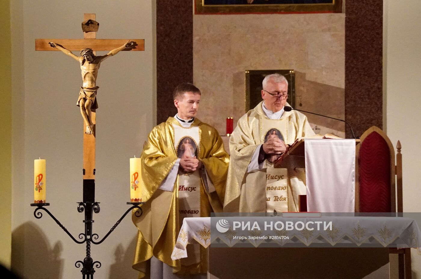 Празднование католической Пасхи в регионах России