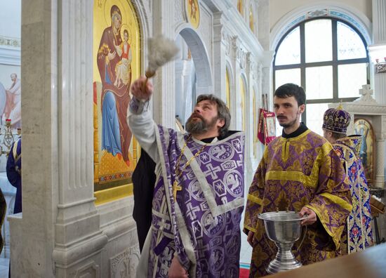 Освящение храма Архистратига Михаила в Севастополе