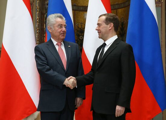 Премьер-министр РФ Д. Медведев встретился с президентом Австрии Х. Фишером