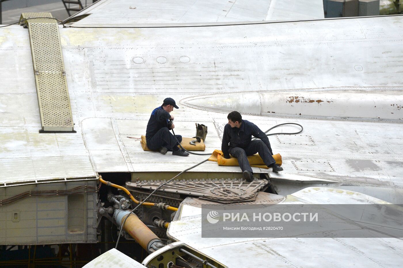 Капитальный ремонт самолетов Ту-160 на Казанском авиазаводе