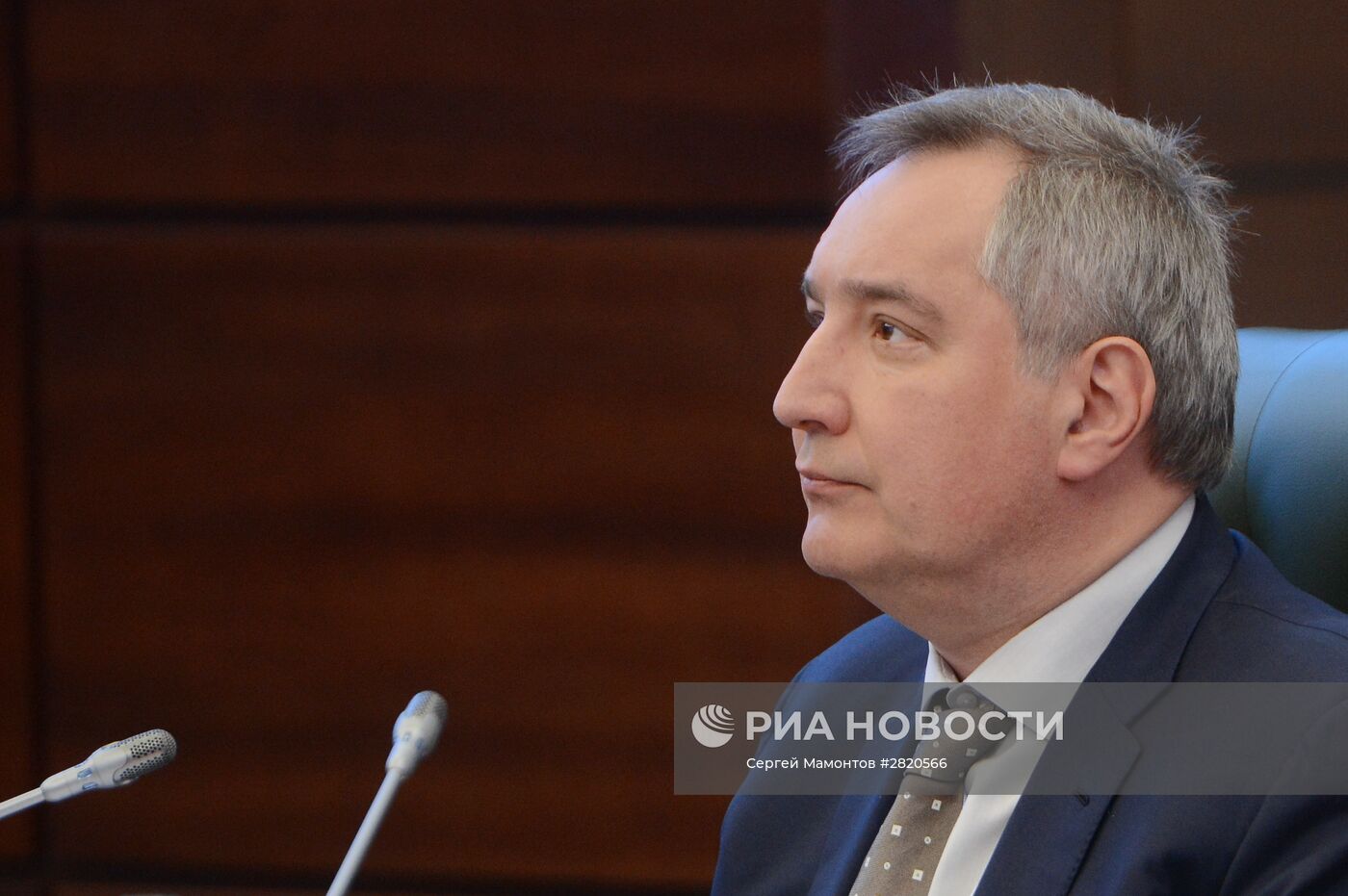Вице-премьер РФ Д. Рогозин провел расширенное заседание коллегии военно-промышленной комиссии в Москве
