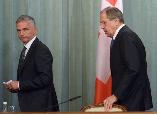 Встреча главы МИД РФ С. Лаврова с министром иностранных дел Швейцарии Д. Буркхальтером