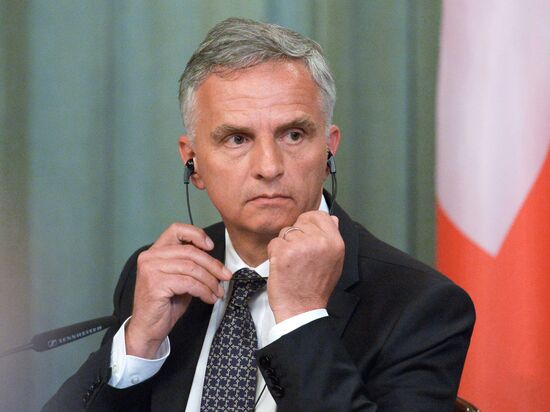 Встреча главы МИД РФ С. Лаврова с министром иностранных дел Швейцарии Д. Буркхальтером