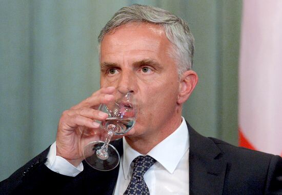 Встреча главы МИД РФ С. Лаврова с министром иностранных дел Швейцарии Д. Буркхальтером