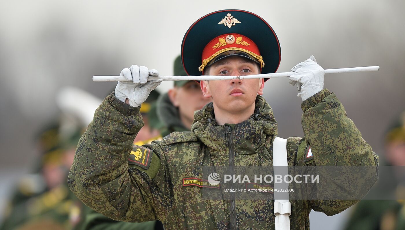 В Подмосковье начались тренировки перед военным парадом 9 мая