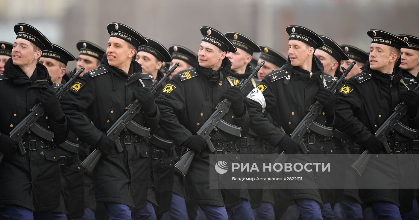 В Подмосковье начались тренировки перед военным парадом 9 мая