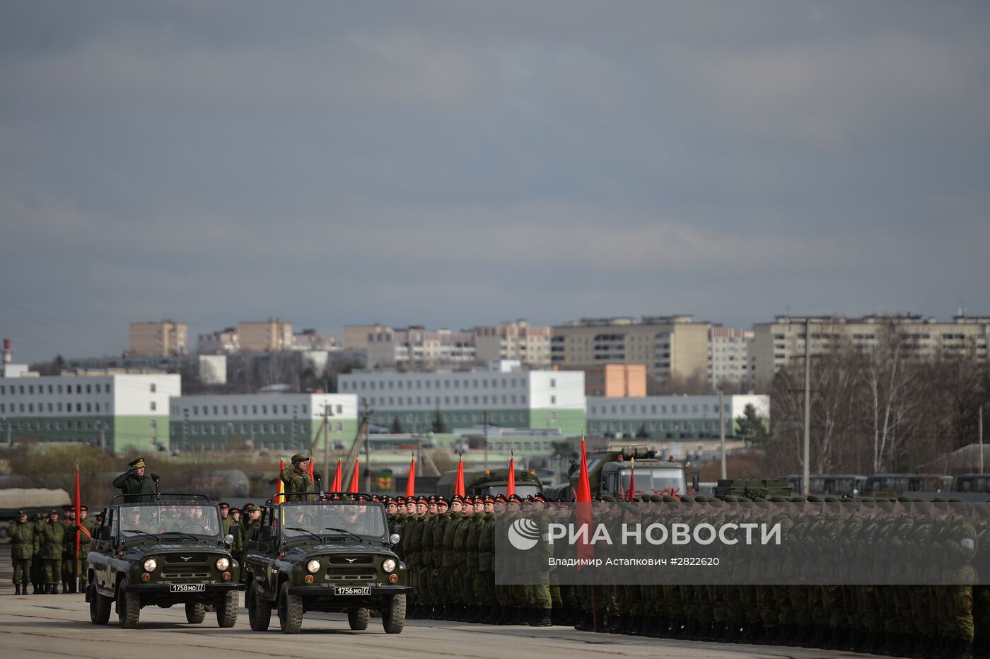 В Подмосковье начались тренировки перед военным парадом 9 мая