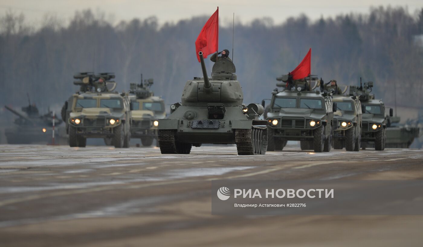 В Подмосковье начались тренировки перед военным парадом 9 мая