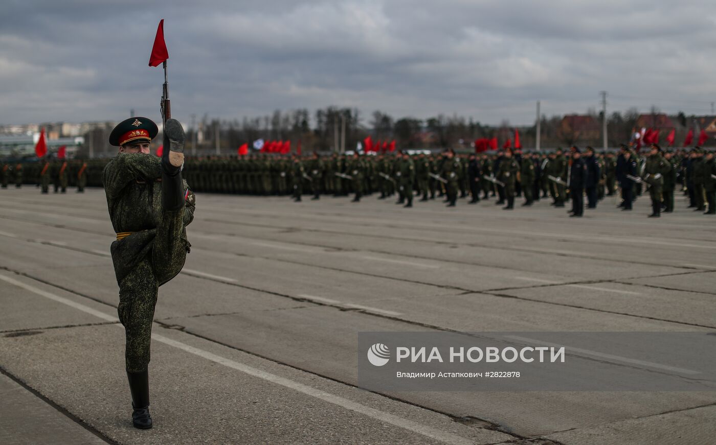 В Подмосковье начались тренировки перед военным парадом 9 мая