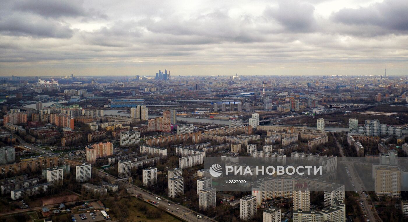 Жилые кварталы в районе станции метро "Коломенская" в Москве