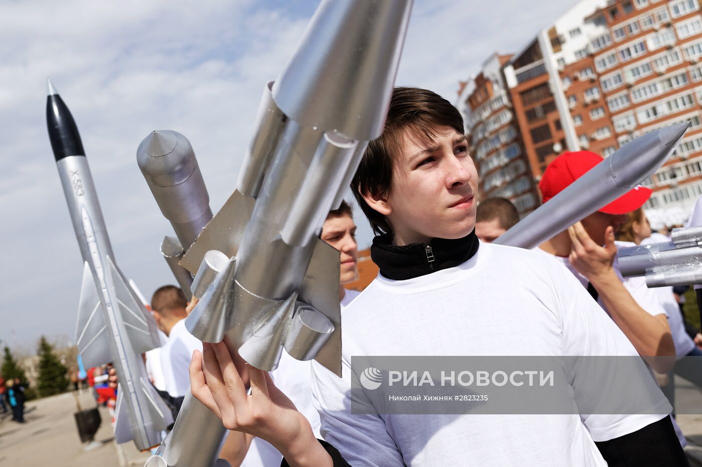 Празднование Дня авиации и космонавтики в регионах России