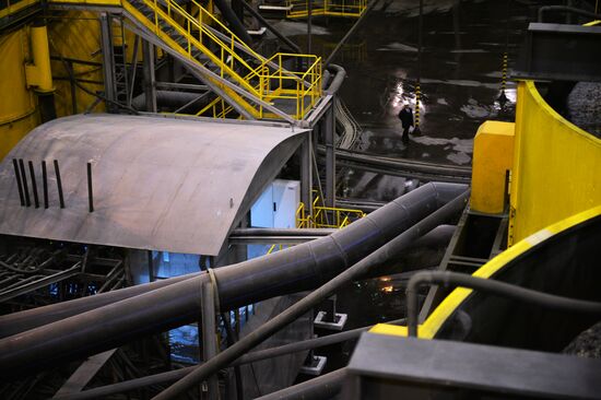 Михеевский горно-обогатительный комбинат в Челябинской области