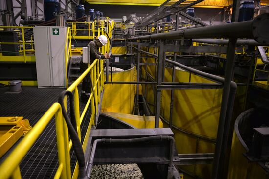 Михеевский горно-обогатительный комбинат в Челябинской области