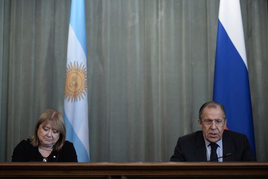 Встреча министров иностранных дел РФ и Аргентины С. Лаврова и С. Малькорры