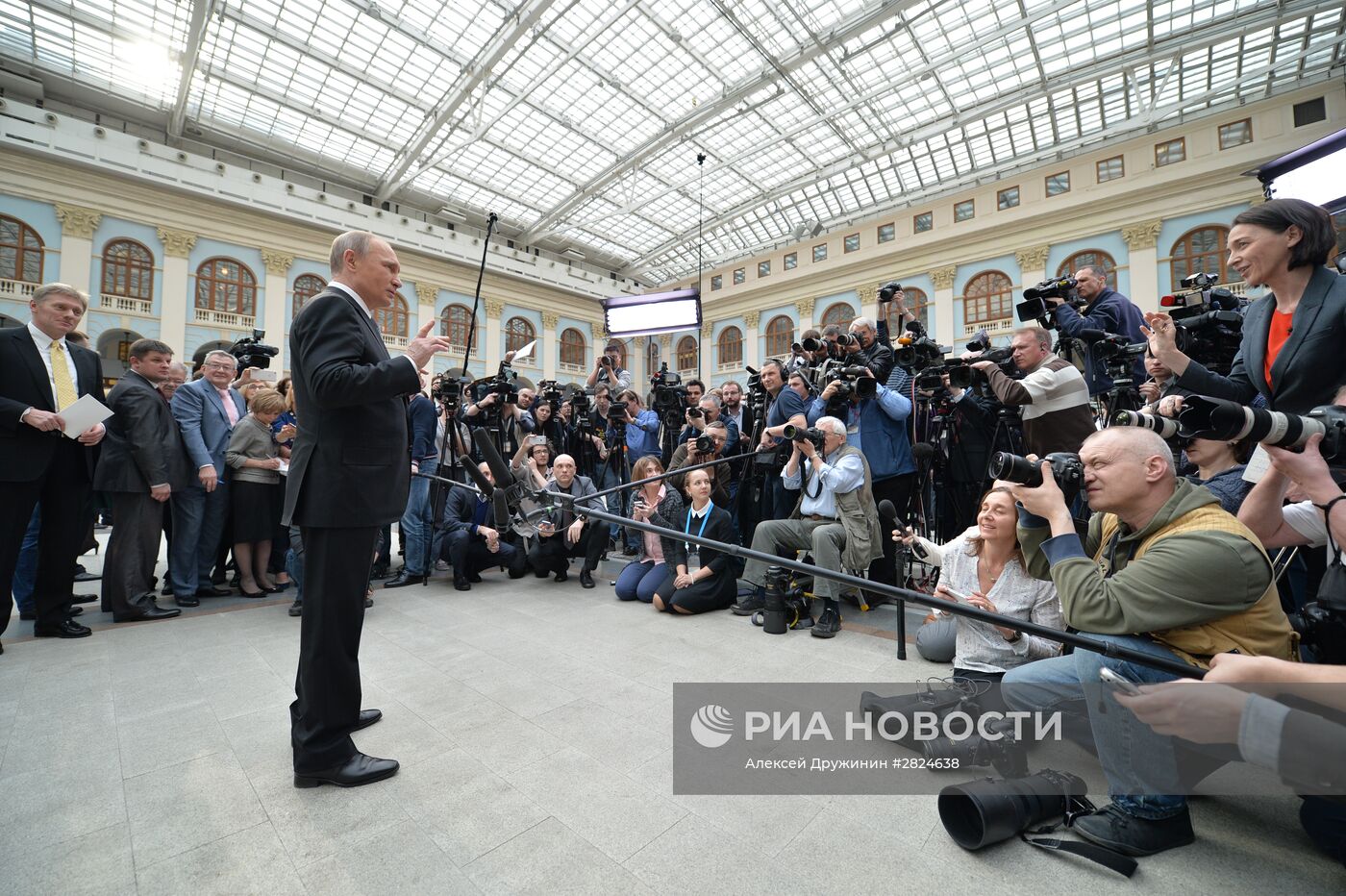 "Прямая линия" с президентом РФ В. Путиным